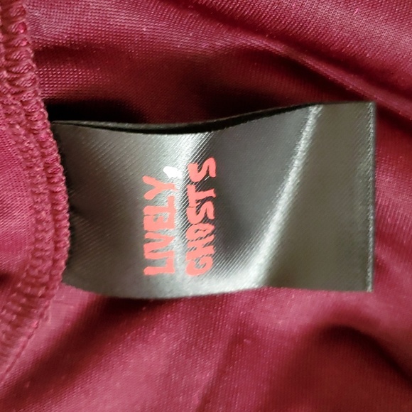 *NWT* Lively Ghost's Red Vampyre Vodoo Cardigan (Red) - Picture 15 of 16